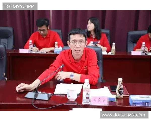 成都与武汉排球队赛后复盘团队协作的成功与不足分析